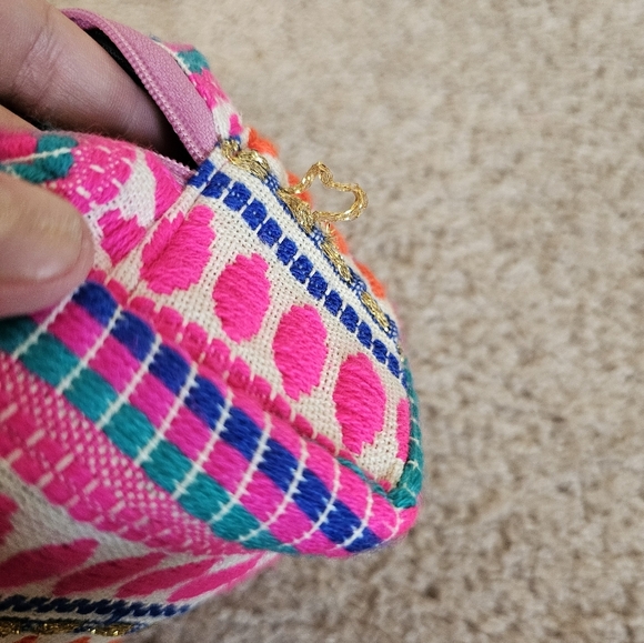 Woven Contrast Colorful Boho Makeup Bag - Picture 3 of 5